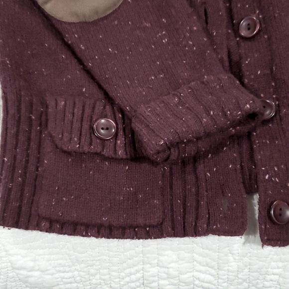 Sweater - Picture 2 of 3